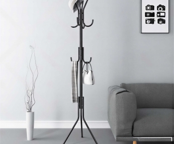 Modern Coat Hanger-ID:553973917
