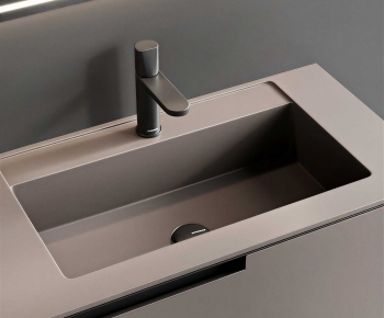 Modern Basin-ID:215434071