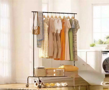 Modern Coat Hanger-ID:602741964