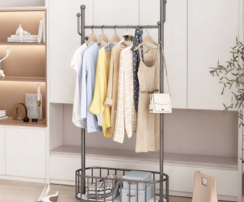 Modern Coat Hanger-ID:646776913