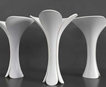 Modern Column-ID:262257101