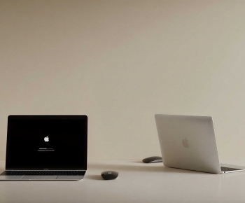 Modern Computer/Computer Screen-ID:460701053
