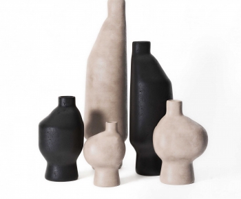 Wabi-sabi Style Clay Pot-ID:134819983