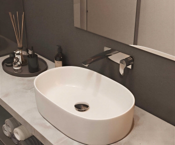 Modern Basin-ID:241843941