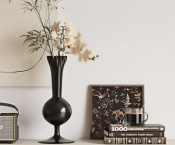 French Style Flower Arrangement-ID:994119889