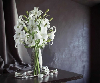 Modern Flower Arrangement-ID:562572969