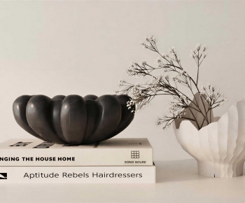 Wabi-sabi Style Flower Arrangement-ID:475255972