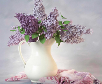 Modern Flower Arrangement-ID:699870111
