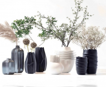 Modern Flower Arrangement-ID:698390024
