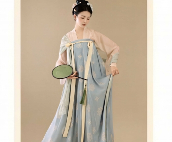 New Chinese Style Woman-ID:640096902