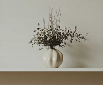 Modern Flower Arrangement-ID:484649907